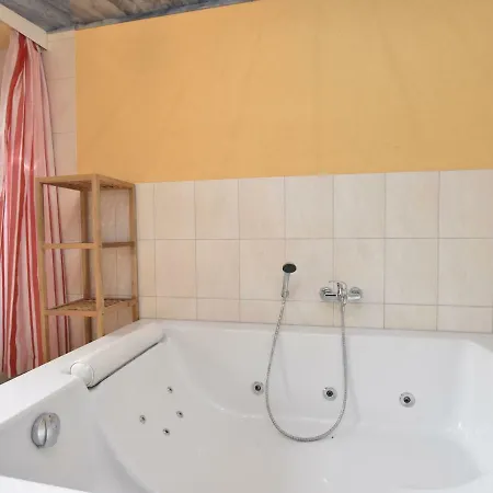 Ferienhaus Mit Sauna Hébergement de vacances Kröpelin